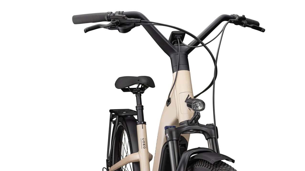TURBO COMO - современный уровень комфорта Specialized Turbo Como 4.0 2025 Sand / BlackReflective Артикул 90424-5702, 90424-5703, 90424-5704
