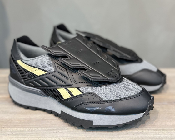 Кроссовки Кроссовки Reebok LX2200 Batman Core Black/Alloy/Gold Артикул HQ45849, HQ45847, HQ45847.5, HQ45848, HQ45846.5, HQ45848.5, HQ458410.5, HQ45849.5, HQ458410, HQ45846, HQ458412