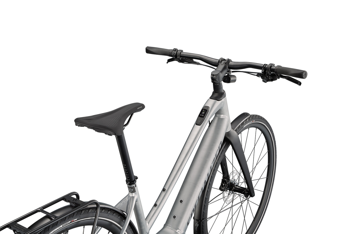 TURBO VADO - свой в городе! Specialized Turbo Vado SL 5.0 Step-Through EQ 2022 Brushed Aluminium / Black Reflective Артикул 93921-3105, 93921-3104, 93921-3103, 93921-3102