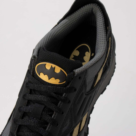 Кроссовки Кроссовки Reebok LX2200 Batman Core Black/Alloy/Gold Артикул HQ45849, HQ45847, HQ45847.5, HQ45848, HQ45846.5, HQ45848.5, HQ458410.5, HQ45849.5, HQ458410, HQ45846, HQ458412