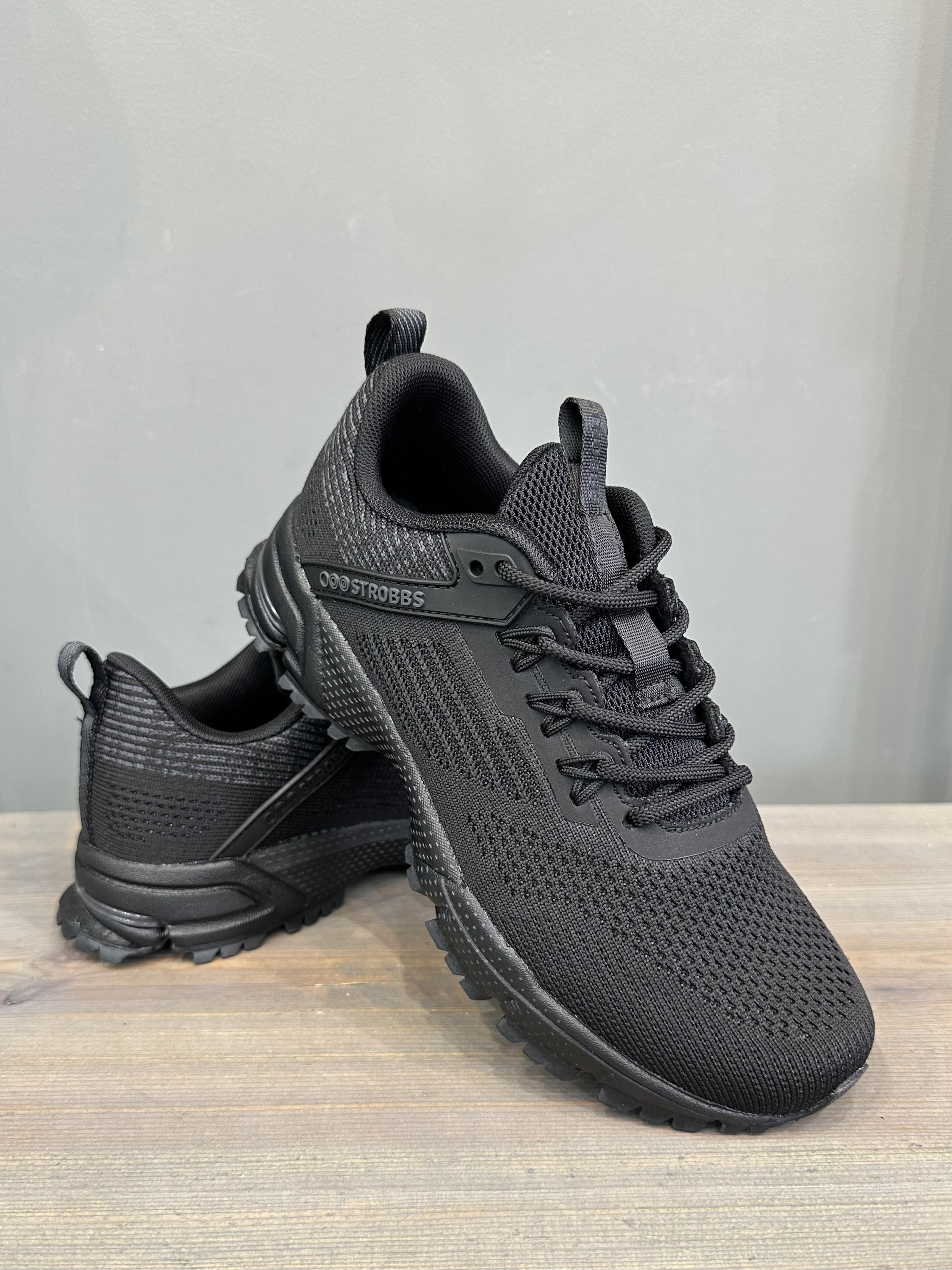 Кроссовки Strobbs F7660-3 черный