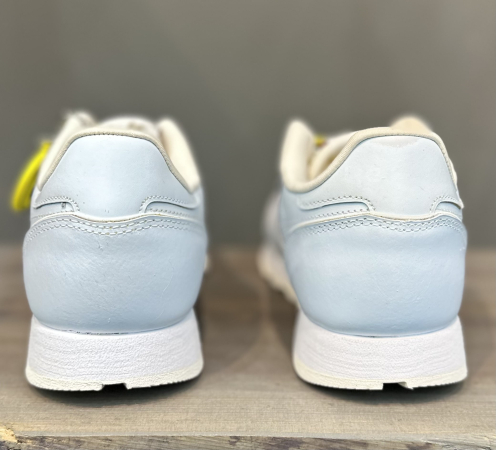 Кроссовки Кроссовки Reebok Classic Leather PUMP 50TH ftwr white/ftwr white/chalk Артикул GY15805.5, GY158010.5, GY15806, GY15809.5, GY15805, GY15807, GY15809, GY15808.5, GY15807.5, GY15806.5