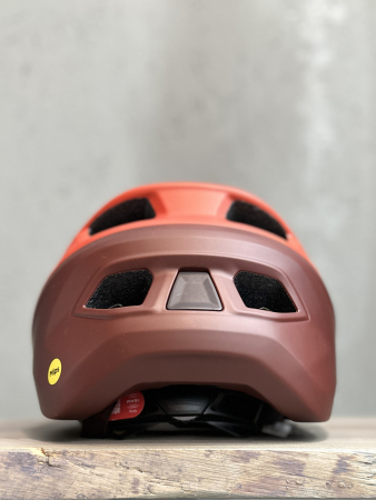 Шлемы Шлем Specialized Camber Redwood/Garnet Red Артикул 60222-1935, 60222-1934, 60222-1933, 60222-1931, 60222-1932