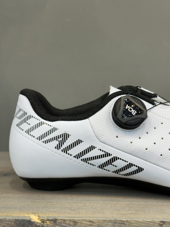 Велотуфли шоссе и триатлон Велотуфли Road Specialized Torch 1.0 White Артикул 61020-5545, 61020-5547, 61020-5543, 61020-5546, 61020-5548, 61020-5542, 61020-5544, 61020-5549