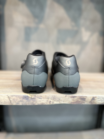 Велотуфли MTB Велотуфли MTB Scott RC Python dark grey/bronze Артикул 7615523814978, 7615523814930, 7615523814961, 7615523814947, 7615523814954