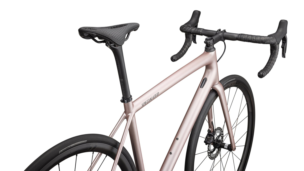 Шоссейные велосипеды Specialized Aethos Pro - Shimano Ultegra Di2 2025 Gloss Champagne / Smoke Артикул 97225-1052, 97225-1056, 97225-1049, 97225-1058, 97225-1054, 97225-1061