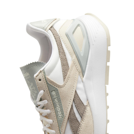 Кроссовки Кроссовки женские Reebok Classic Leather Legacy AZ stucco/ftwr white/sea spray Артикул GX471510, GX471510.5, GX47158.5, GX47159