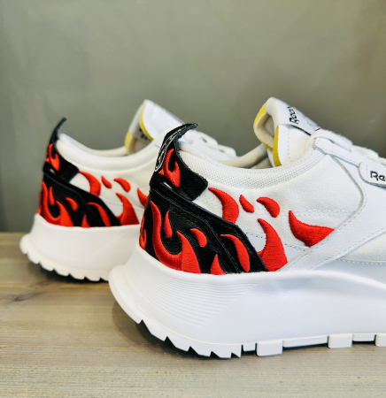 Кроссовки Кроссовки Reebok Classic Leather Legacy ftwr white/vector red/core black Артикул GW96994.5, GW969911, GW969910.5, GW96994, GW96996.5, GW96996, GW96998, GW969912, GW96993.5, GW969913, GW96997, GW96995, GW969914, GW96997.5, GW96995.5, GW969910, GW969911.5, GW96998.5, GW96999, GW96999.5