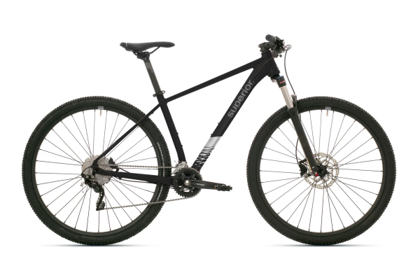 Superior XC 6.7 2025 Mate Black/Chrome