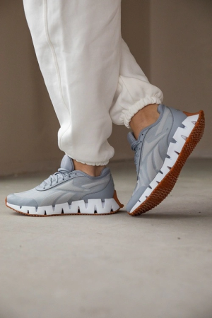 Кроссовки Кроссовки женские Reebok Zig Dynamica 3 cold grey 1/ftwr white/Black Артикул GY77097.5
