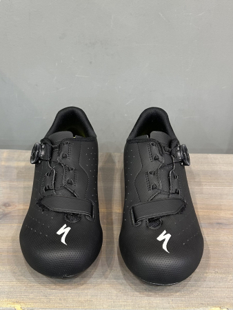 Велотуфли шоссе и триатлон Велотуфли Road Specialized Torch 1.0 Black Артикул 61020-5149, 61020-5147, 61020-5136, 61020-5148, 61020-5144, 61020-5137, 61020-5139, 61020-5142, 61020-5140, 61020-5145, 61020-5143, 61020-5141, 61020-5138, 61020-5146