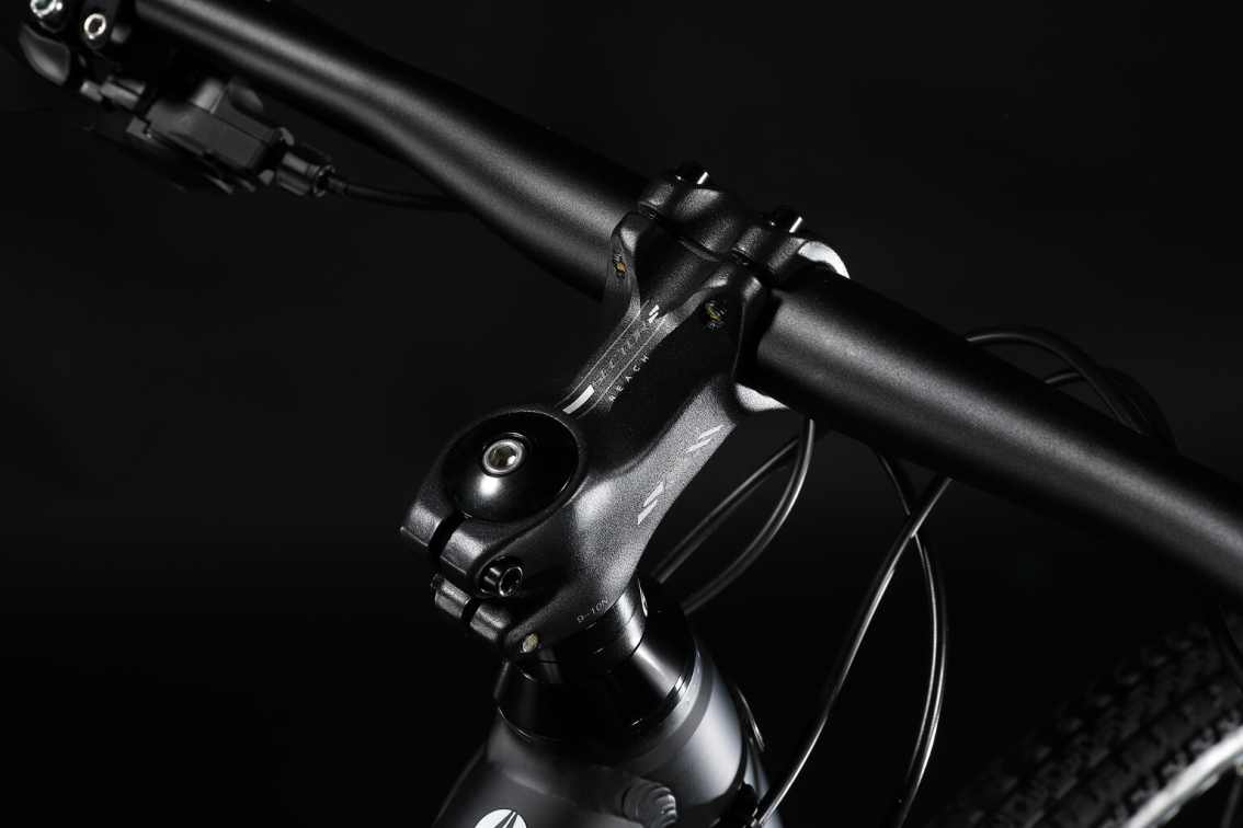 Купить Silverback Sola 3 2018 Артикул 60097000401672, 60097000401673