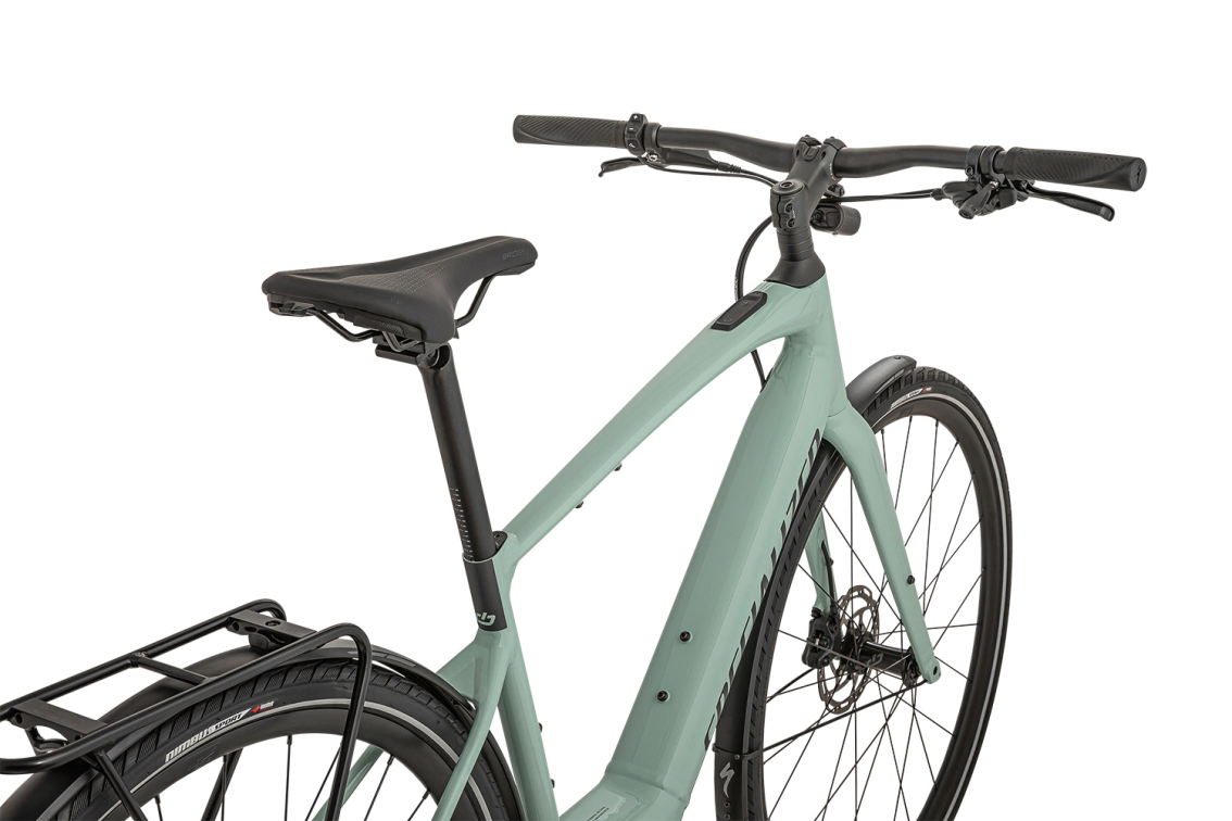TURBO VADO - свой в городе! Specialized Turbo Vado SL 4.0 EQ 2022 White Sage / Black Reflective Артикул 93922-5203, 93922-5205, 93922-5204, 93922-5202