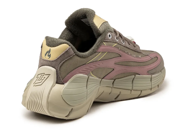 Кроссовки Кроссовки Reebok Zig Kinetica 2.5 Street Fighter cinnamon stick/parched earth /weathered yellow Артикул GZ953910.5, GZ95397.5, GZ95397, GZ953910, GZ95399, GZ95396, GZ95395.5, GZ95396.5, GZ95398.5, GZ95398, GZ953911.5, GZ953912, GZ953913, GZ95399.5, GZ953911