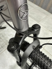 24 дюйма (7-11 лет) Silverback Spyke 24 SE 2026 Gloss Moondust Metallic Grey-Gloss Red Артикул 4816026331655