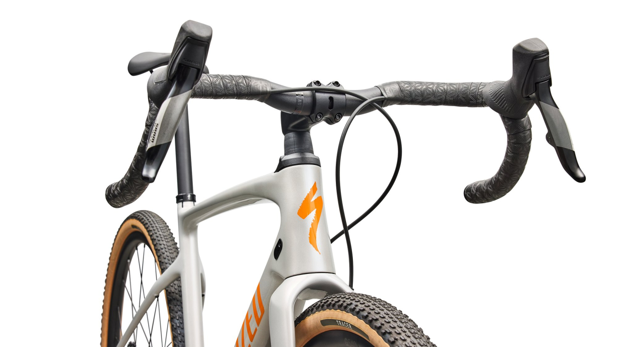 Гравийные велосипеды, комфорт плюс Specialized Diverge 4 Comp Carbon 2026 SRAM Apex AXS Dolomite Metallic/ Orange Zest Артикул 95426-5052, 95426-5049, 95426-5056, 95426-5054, 95426-5058, 95426-5061