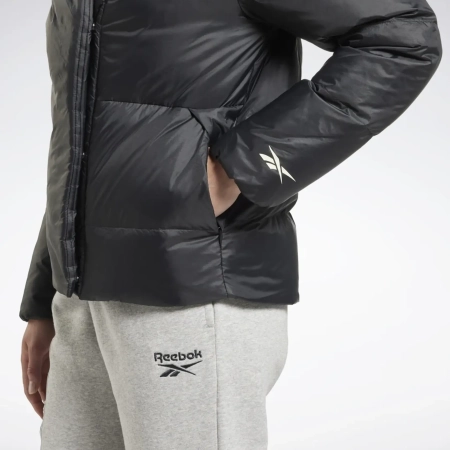 Куртки Куртка Reebok OW DOWN Jacket black Артикул HH72502XS
