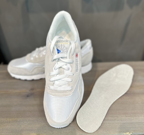 Кроссовки Кроссовки Reebok Classic Nylon white/white/light grey Артикул FV15936, FV15935, FV159313, FV15939.5, FV159310, FV15937, FV15939, FV159311.5, FV159312.5, FV159314, FV159310.5, FV159311, FV15938.5, FV15937.5, FV159312, FV15938