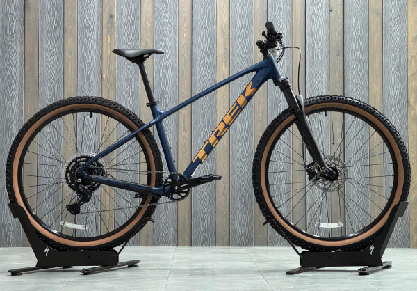 Trek Marlin 5 Gen 3 29 Mulsanne Blue