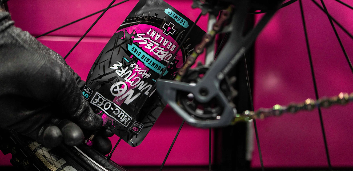 Герметик для бескамерных покрышек MTB Muc-Off Tubeless Sealant 500мл 21090