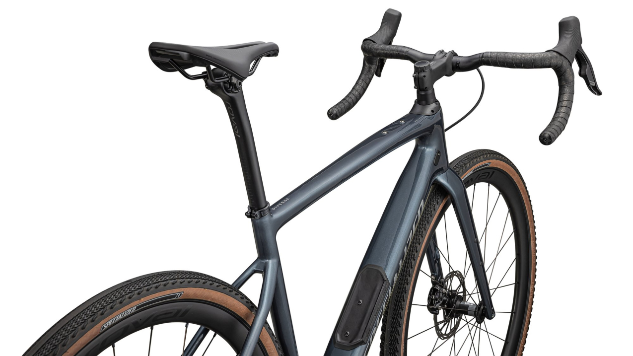 Гравийные велосипеды, комфорт плюс Specialized Diverge Expert Carbon 2025 Cast Blue Metallic / Silver Dust Артикул 95425-3049, 95425-3052, 95425-3061, 95425-3064, 95425-3058, 95425-3056, 95425-3054