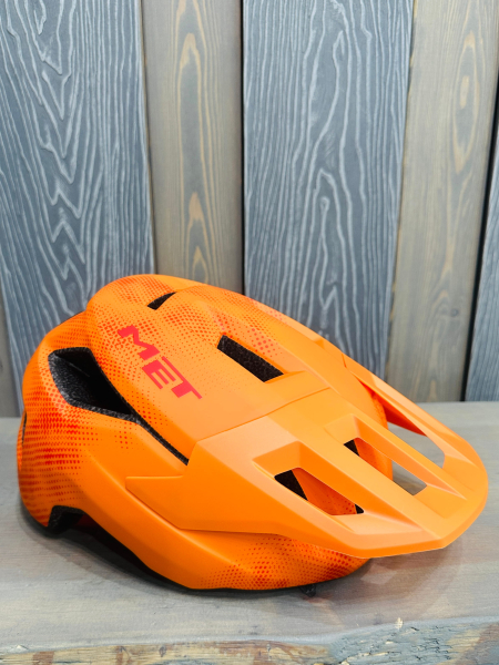 Велошлем подростковый Met Shelter Orange/Red
