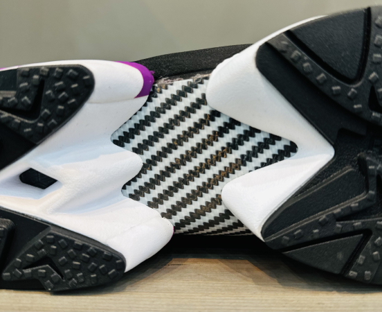 Кроссовки Кроссовки Reebok Instapump Fury 95 aubergine/core black/ftwr white Артикул GX266212, GX26629.5, GX26627.5, GX266211, GX266210, GX26628, GX266210.5, GX26628.5, GX26629