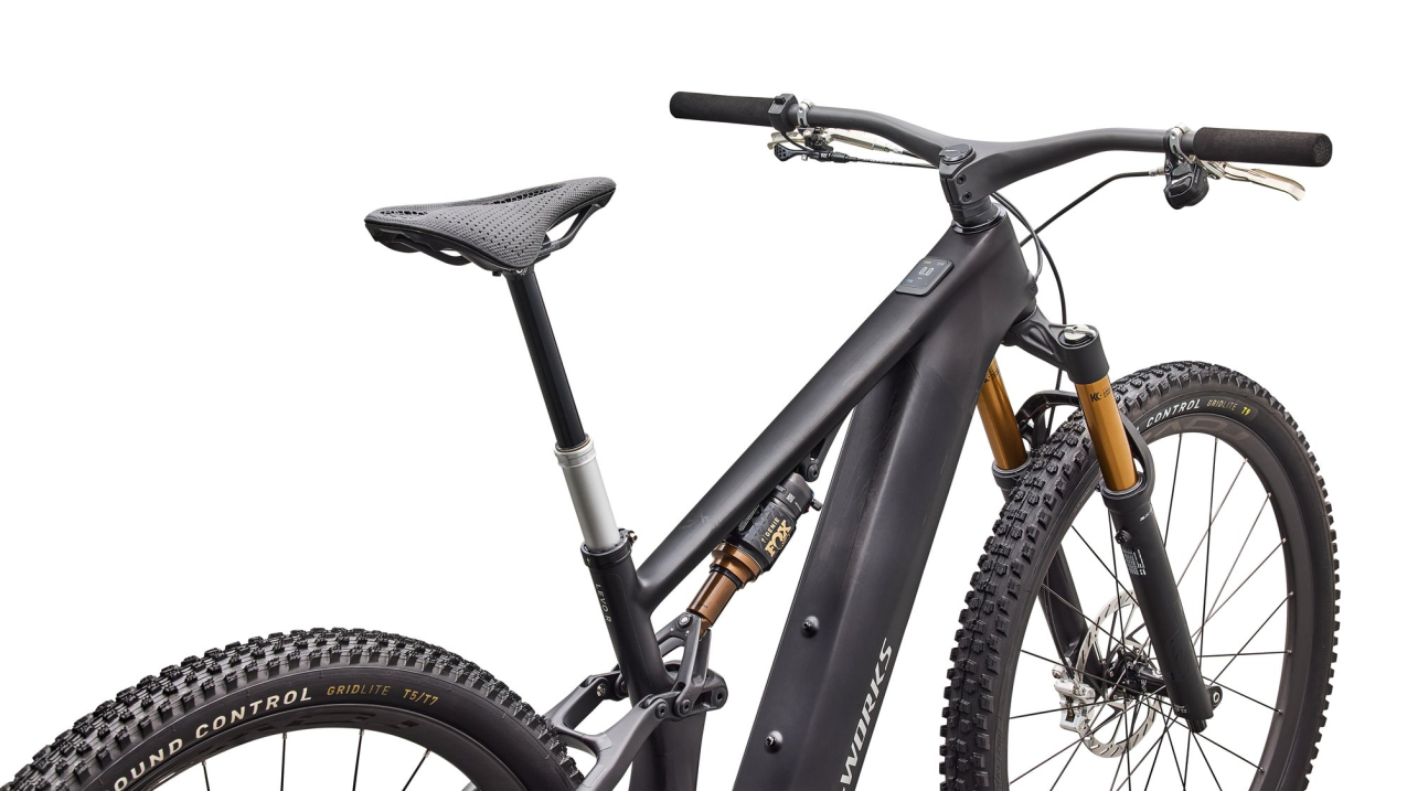 TURBO LEVO - лучшее из возможного! Specialized S-Works Turbo Levo R Ultralight 29 SRAM XX Eagle AXS 2027 Satin Carbon / Silver Foil Артикул 95727-0902, 95727-0903, 95727-0905, 95727-0904