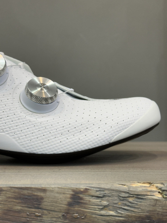 Велотуфли шоссе и триатлон Велотуфли Road Specialized S-Works Torch White Артикул 61022-0741, 61022-0738, 61022-0739, 61022-0736, 61022-0737, 61022-0740, 61022-0742, 61022-0745, 61022-0746, 61022-0748, 61022-07405, 61022-0749, 61022-0747, 61022-0744, 61022-0743, 61022-07435, 61022-07415, 61022-07425, 61022-07445, 61022-07455, 61022-07385, 61022-07395