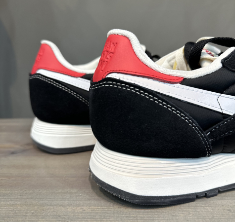 Кроссовки Кроссовки Reebok Classic Leather core black/ftwr white/vector red Артикул HQ41456, HQ414511, HQ41458, HQ41458.5, HQ414513, HQ41454.5, HQ414512, HQ41455.5, HQ41459.5, HQ41455, HQ41457.5, HQ414510.5, HQ414511.5, HQ414512.5, HQ41457, HQ41456.5, HQ414510, HQ41459