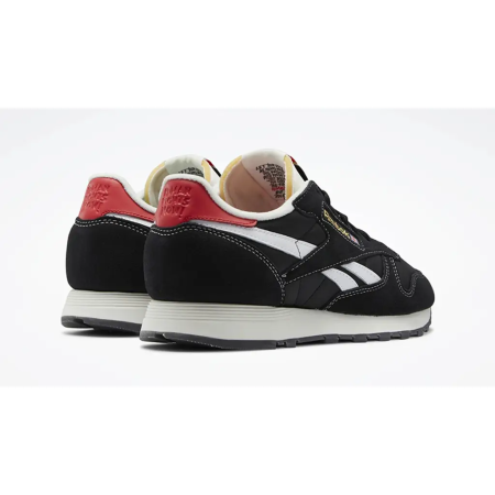 Кроссовки Кроссовки Reebok Classic Leather core black/ftwr white/vector red Артикул HQ41456, HQ414511, HQ41458, HQ41458.5, HQ414513, HQ41454.5, HQ414512, HQ41455.5, HQ41459.5, HQ41455, HQ41457.5, HQ414510.5, HQ414511.5, HQ414512.5, HQ41457, HQ41456.5, HQ414510, HQ41459