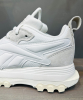 Кроссовки Кроссовки женские Reebok Classic Leather CARDI V2 chalk/chalk/alabaster Артикул GW887410.5, GW887411, GW88748, GW88749, GW88747, GW88748.5, GW88749.5, GW887410, GW88746.5, GW88747.5, GW88746