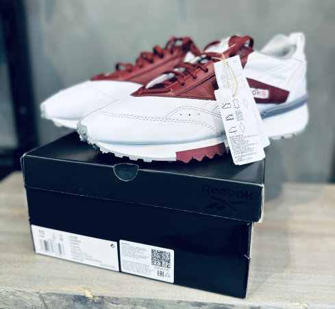 Кроссовки Кроссовки Reebok LX2200 ftwr white/classic burgundy/pure grey 5 Артикул HP972910.5, HP97298, HP972911.5, HP97295.5, HP97299, HP97297.5, HP972912, HP97299.5, HP97296, HP97294.5, HP97295, HP972910, HP97297, HP97298.5, HP972911, HP97296.5