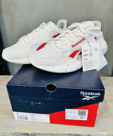 Кроссовки Кроссовки Reebok Zig Kinetica 2.5 Plus white/chalk/vector red Артикул GV699910.5, GV69997.5, GV69997, GV69999, GV699912, GV699910, GV699911, GV69999.5, GV69998.5, GV699911.5, GV69998