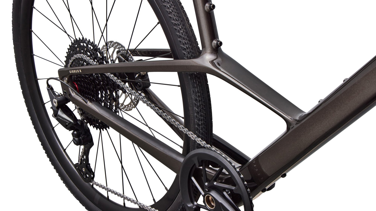 Городские велосипеды Specialized Sirrus X 5.0 2027 Gloss Warm Smoke / Sandstone Metallic Frost Reflective Артикул 92427-3104, 92427-3103, 92427-3105