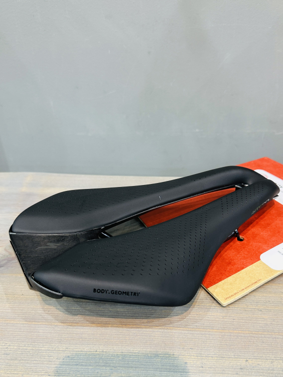 Седла Седло для триатлона Specialized Sitero Артикул 27121-1000, 27121-1005