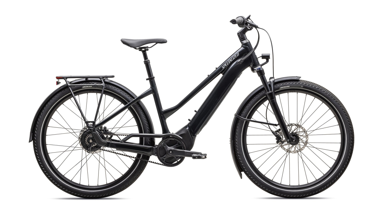 TURBO VADO - свой в городе! Specialized Turbo Vado 4.0 IGH Step-Through 2025 Gloss Castblack / Satin Silver Reflective Артикул 95324-9404, 95324-9402, 95324-9405, 95324-9403
