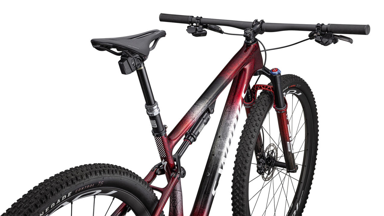 S-WORKS горные велосипеды Specialized S-Works Epic 2023 Gloss Red Tint / Black Tint / Flake Silver / Granite Артикул 90323-0103, 90323-0104, 90323-0105, 90323-0102