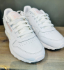 Кроссовки Кроссовки женские Reebok Classic Leather SP ftwr white/ftwr white/porcelain pink Артикул GX86899, GX86896, GX86895, GX86895.5, GX86898, GX86898.5, GX86896.5, GX86897.5, GX86897