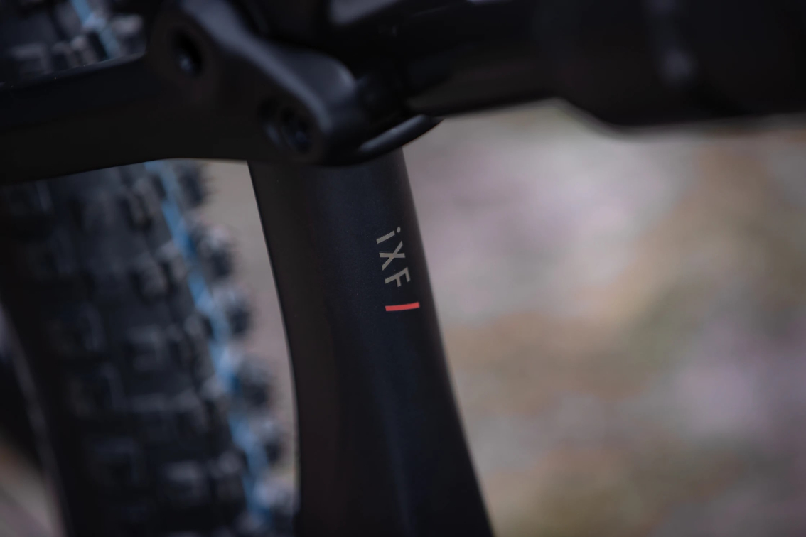 Электровелосипеды с двигателем Bosch, Yamaha, Shimano Superior iXF 9.7 2024 Matte Carbon Артикул 801.2025.79005, 801.2025.79006, 801.2025.79007, 801.2025.79008