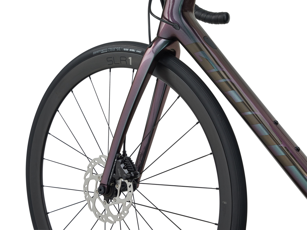 Шоссейные велосипеды Giant TCR Advanced Pro 1 Disc Di2 2024 BR Dark Iridescent Артикул 1096014147, 1096014146