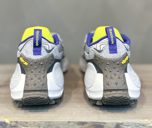 Кроссовки Кроссовки Reebok Zig Kinetica 2.5 Edge pure grey 3/pure grey 5/pure grey 7 Артикул GX68327, GX683210.5, GX68329.5, GX68325.5, GX68329, GX68326.5, GX68324.5, GX683211, GX68326, GX68325, GX68328.5, GX683213, GX683210, GX68328, GX68327.5