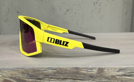 Очки Очки спортивные Bliz Fusion оправа Matt Yellow линза Brown & Purple Multi Артикул 