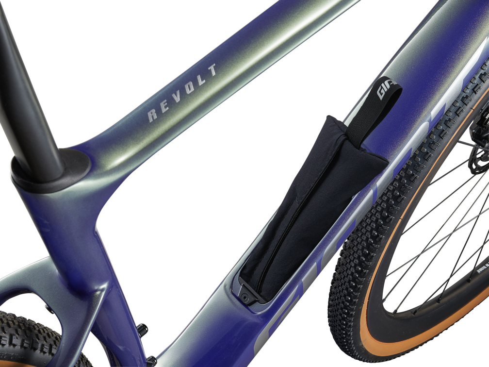 Гравийные велосипеды, ригиды Giant Revolt Advanced Pro 0 2025 Interstellar Артикул 1079017145, 1079017146, 1079017143, 1079017148, 1079017144, 1079017147