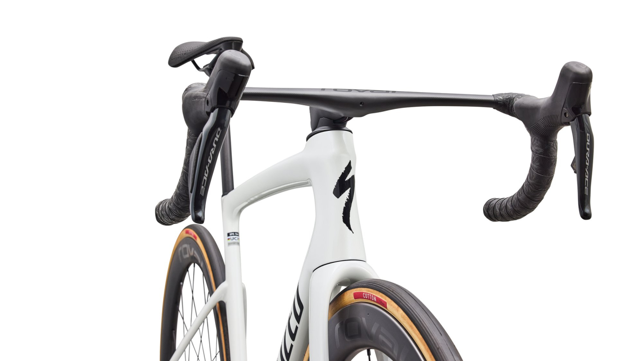 Шоссейные велосипеды Specialized Tarmac SL9 S-LEVEL DI2 2027 Gloss Metallic White Silver / Tarmac Black Артикул 94927-1358, 94927-1356, 94927-1354, 94927-1361, 94927-1352, 94927-1349, 94927-1344