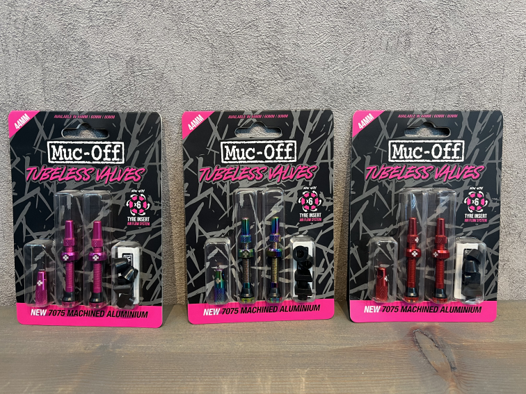 Бескамерная технология Бескамерный ниппель Muc-Off V2 Tubeless Presta Valves 44мм Артикул 5037835209648, 5037835209662, 5037835209617