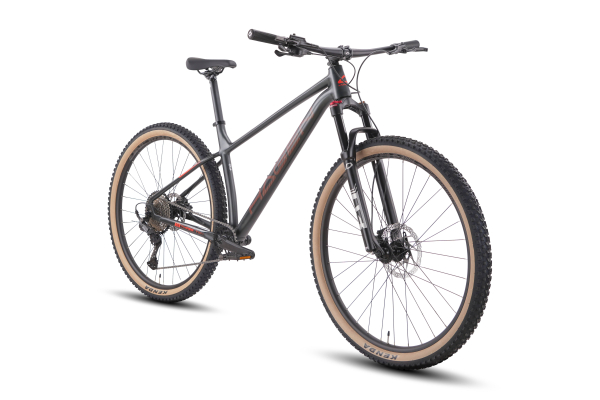 Hagen Three 3.10 29 2025 Black Metal