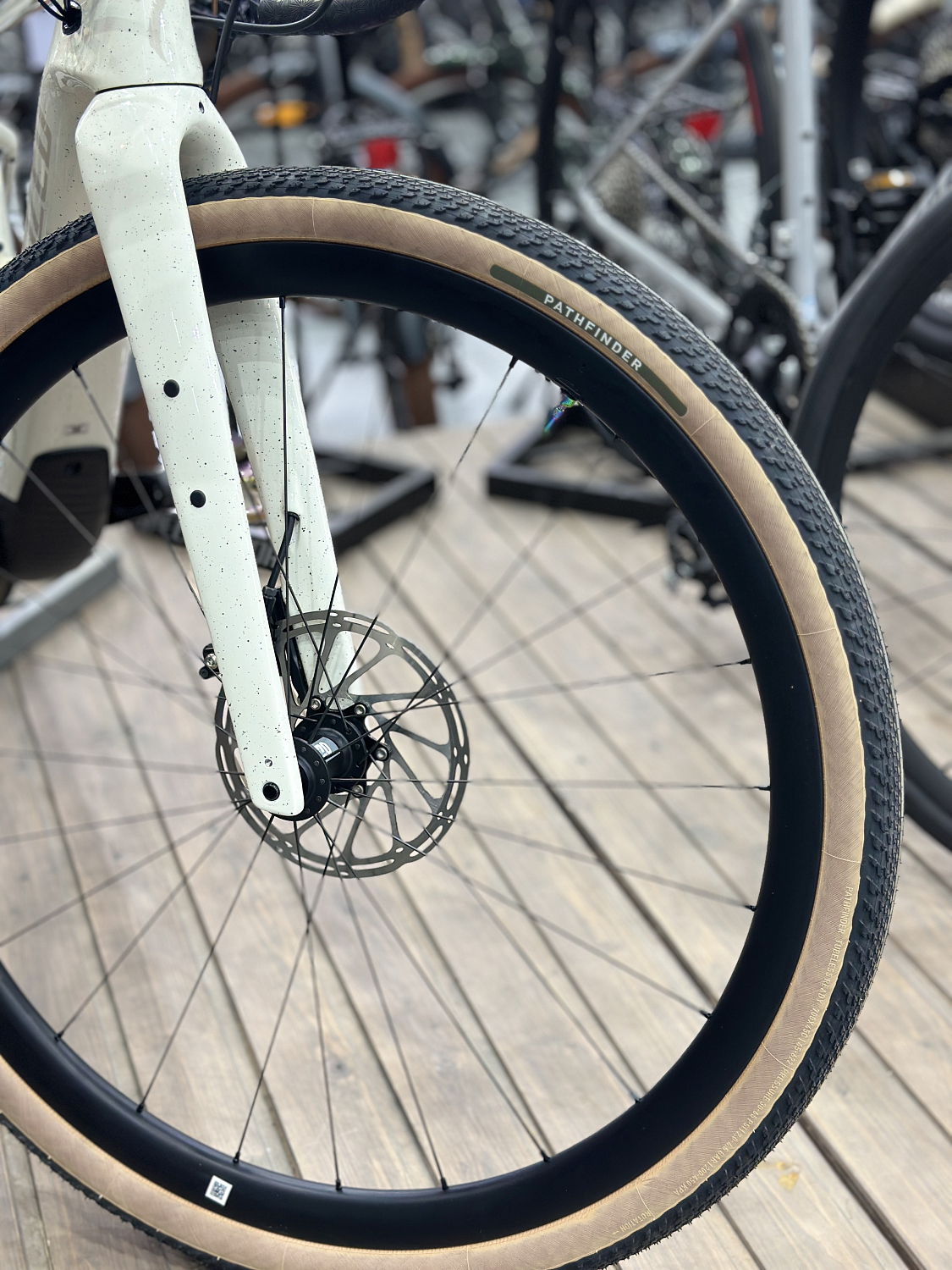 Покрышка 700 Specialized Pathfinder TLR Tan Wall
