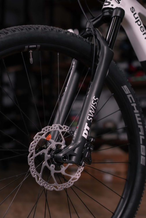 Купить Superior XF 9.2 RC 2024 Matte Carbon/White Артикул 801.2024.29218, 801.2024.29219, 801.2024.29220, 801.2024.29217