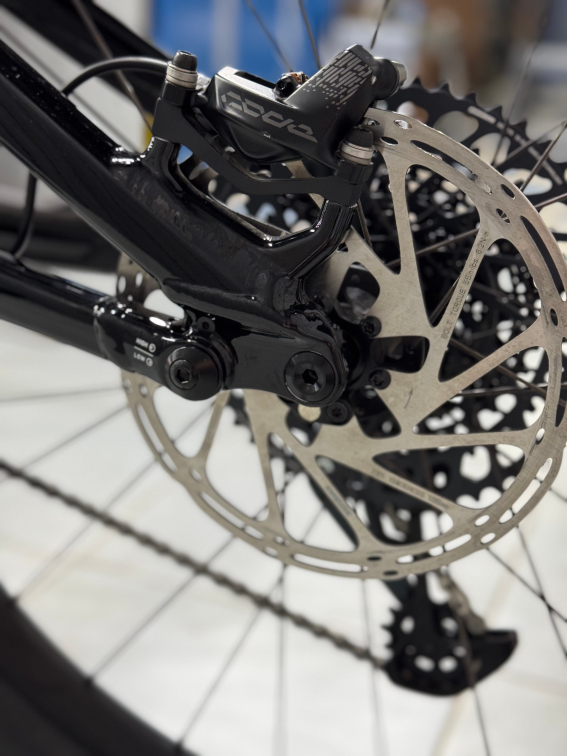 TURBO LEVO - лучшее из возможного! Specialized Turbo Levo Comp Alloy 2023 Black/Dove Grey/Black Артикул 95223-5413, 95223-5416, 95223-5411, 95223-5415, 95223-5414, 95223-5412